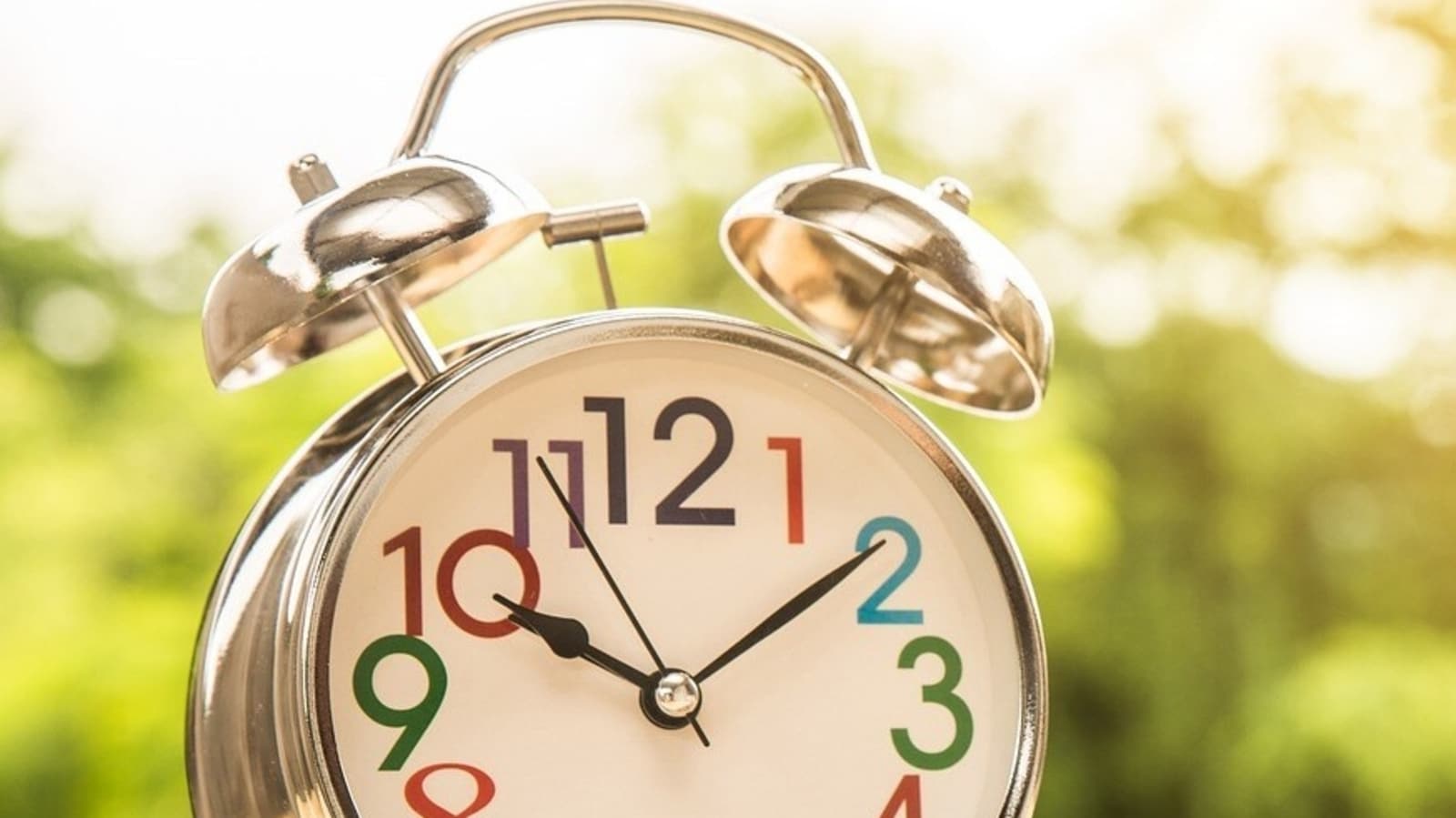 Daylight Saving Time Meme fest erupts on social media as clocks spring